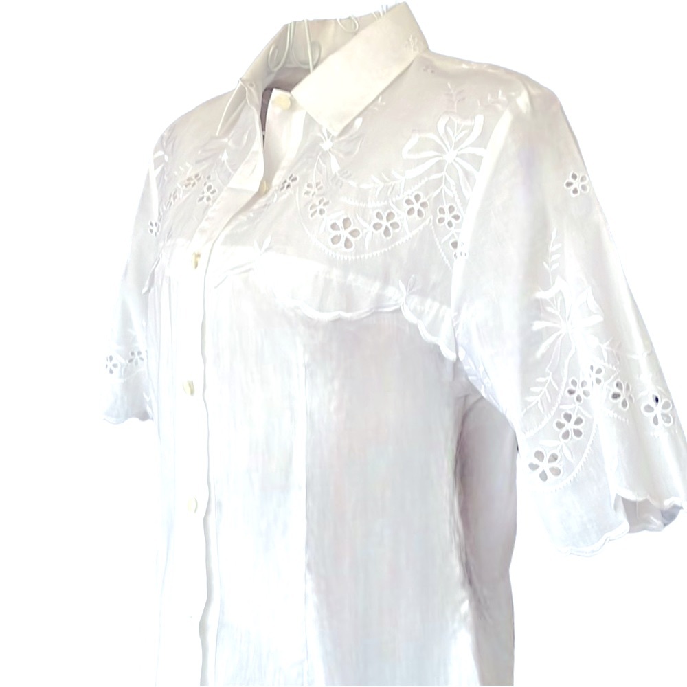 Spaghetti Western? Italian made, hint of Western styling short sleeve cotton top